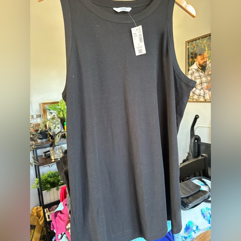NWT- Penningtons Black Ribbed Tank Top